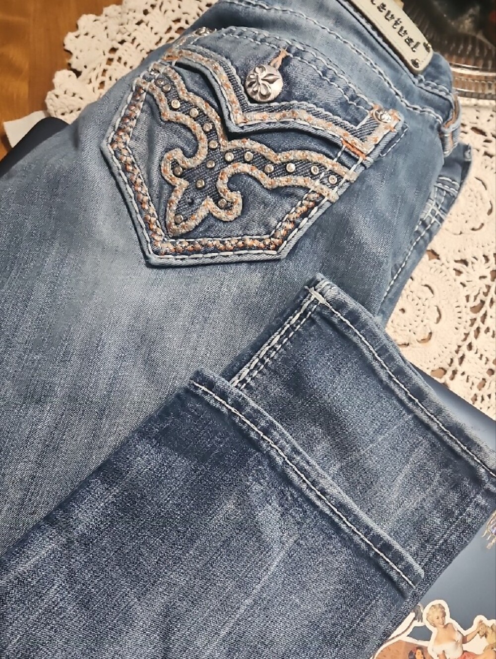 Rock Revival Delara MidRise Curvy Crop Sz 26 Blue Denim Jeans 26x25